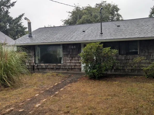 148 Pacific Blvd NW, Ocean Shores, WA 98569