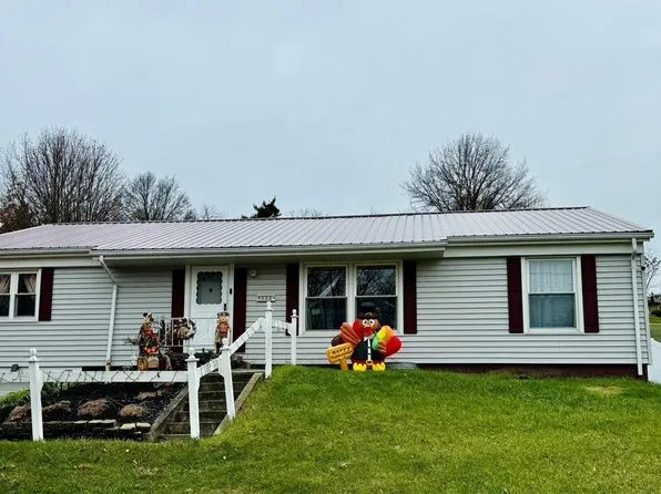 112 Bett Mar Ln, Saint Clairsville, OH 43950