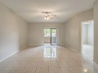 9600 N 96th St APT 120, Scottsdale, AZ 85258