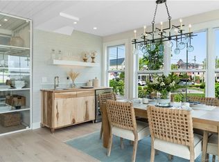 16 Cove St, Old Saybrook, CT 06475
