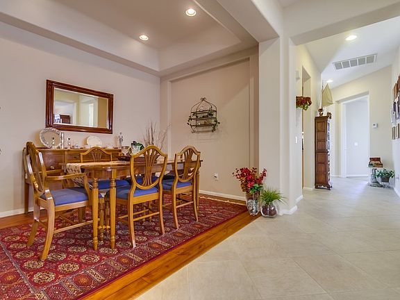 Formal Dining