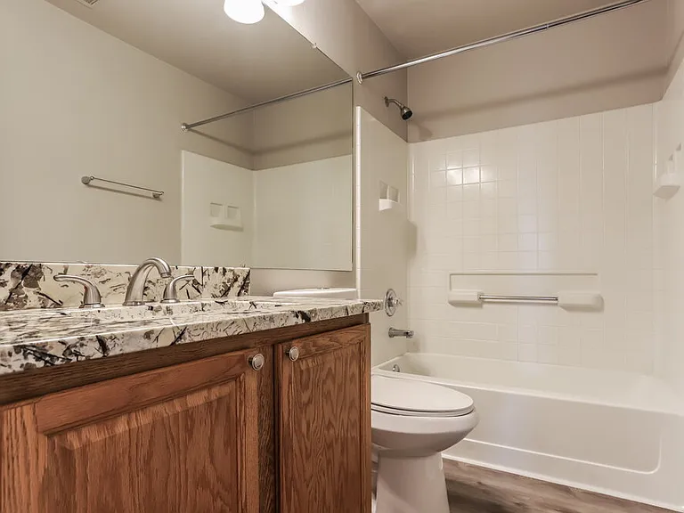 1162 S Fultondale Cir — Photo 16
