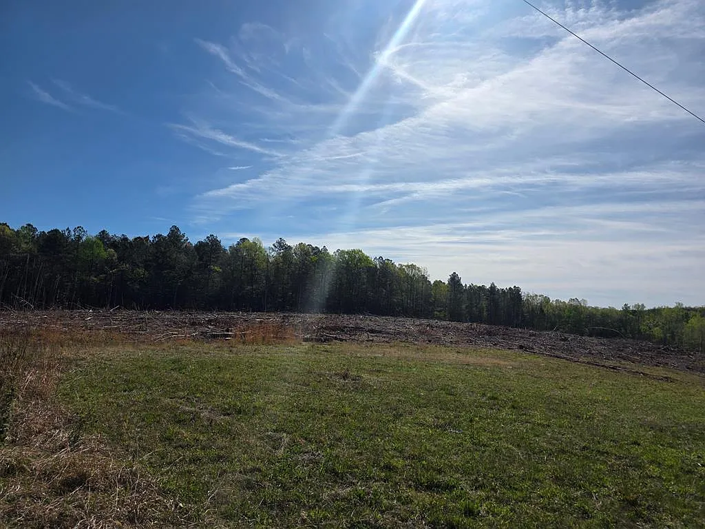 Woodland Ln photo 1