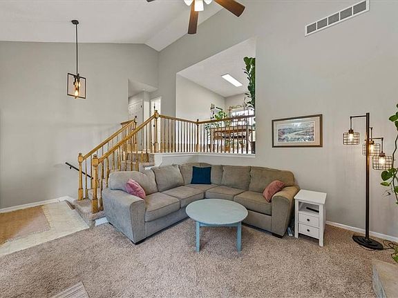 4th image of 6301 NE 48th Ct