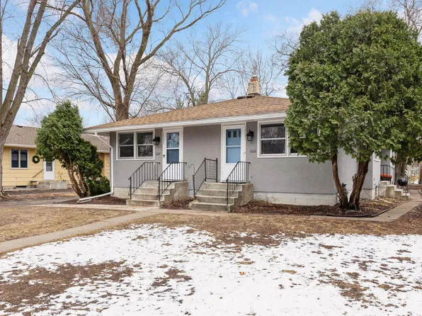 1705 Albert St N, Falcon Heights, MN 55113