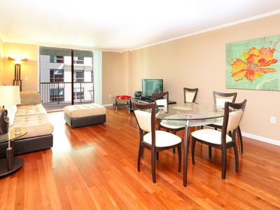 1200 Brickell Bay Dr APT 3020, Miami, FL, 33131