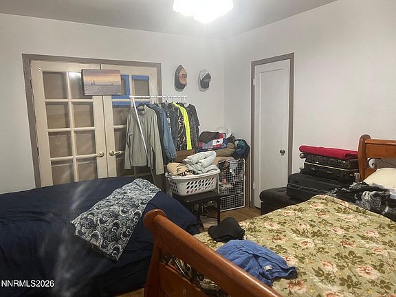 5th image of 316 Prater Way