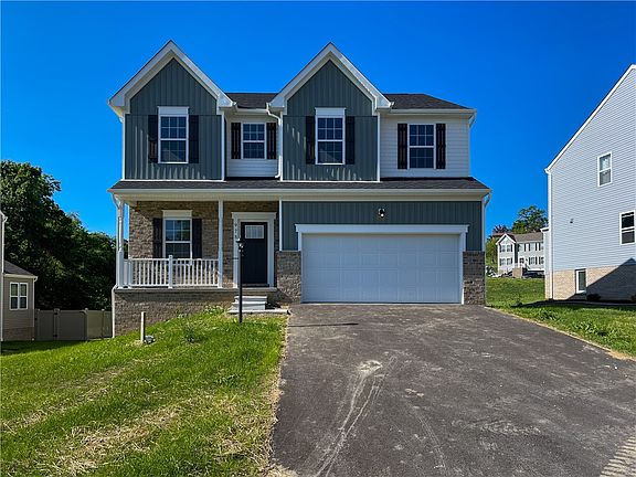 3rd image of 975 New Hope Dr