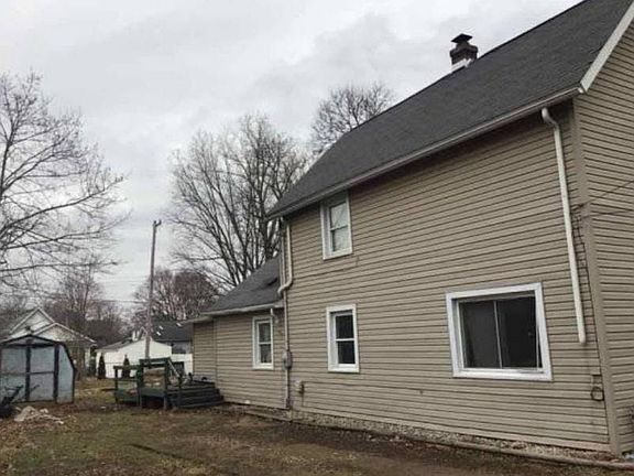 3rd image of 624 Alger Ave