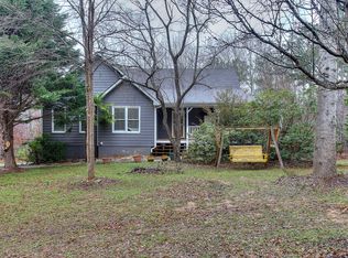 140 Fairlane Dr, Covington, GA