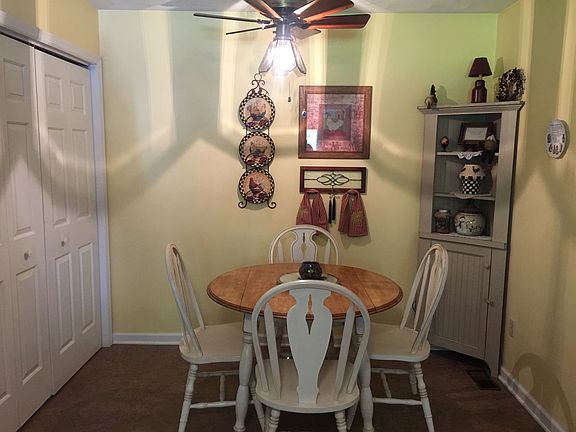 5th image of 6 Creekside Dr