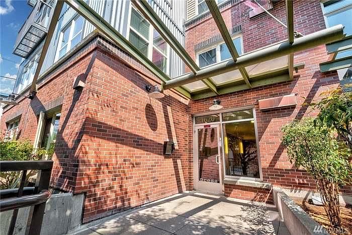 1st image of 1620 Belmont Ave #5