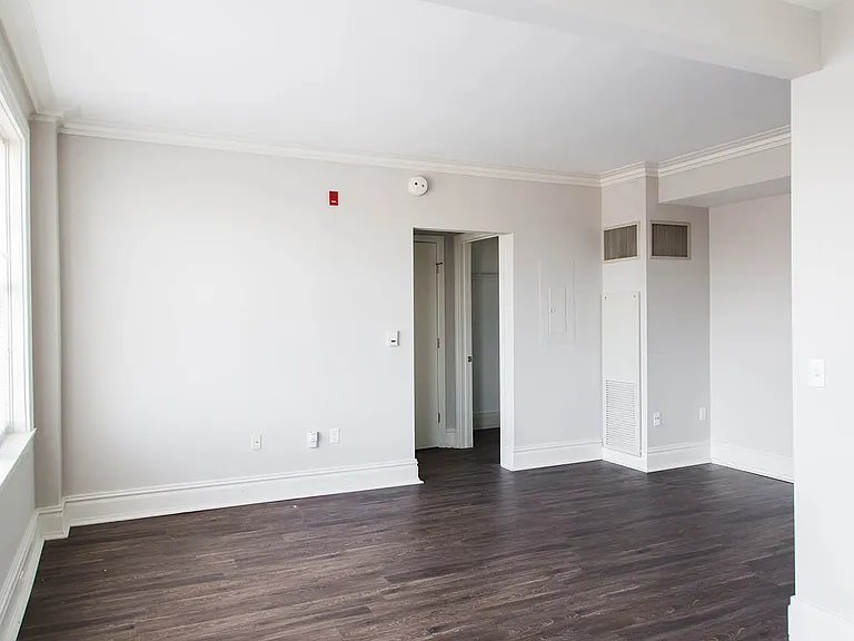 Dining/Living room