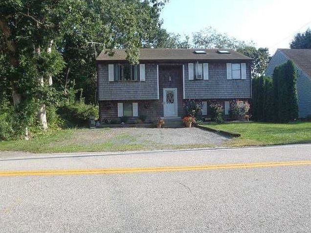 2nd image of 246 Foddering Farm Rd