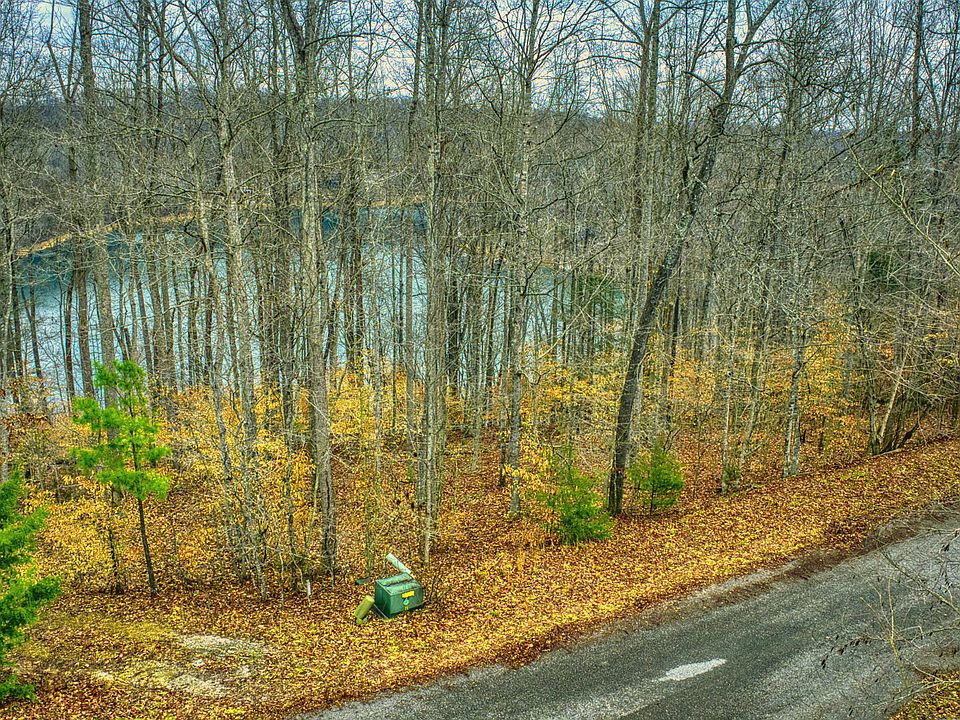 1st image of Stoney Rock Ln