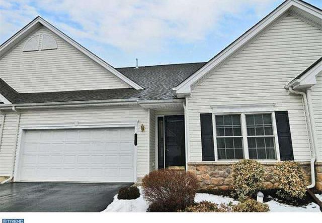 1st image of 22 Moor Dr