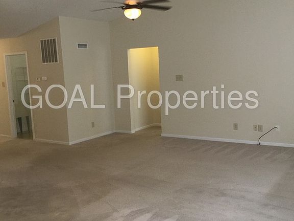 3rd image of 15163 Beam St