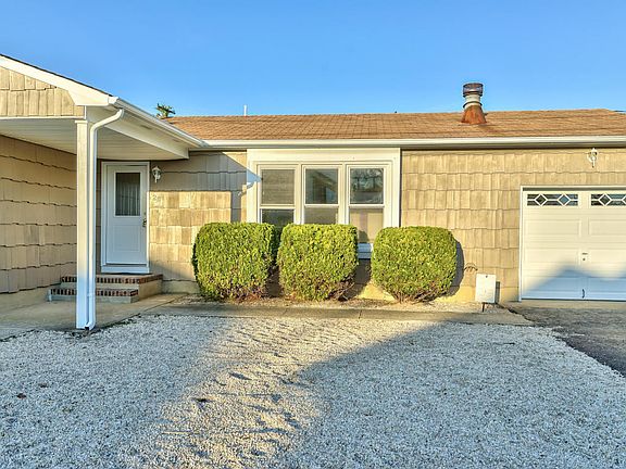 5th image of 26 Osprey Dr