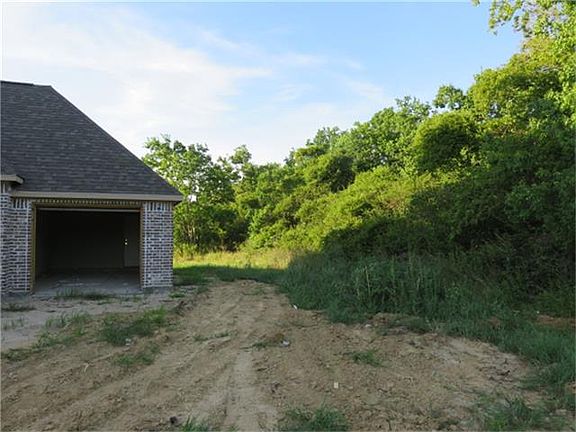 4th image of 5135 Landon Ln
