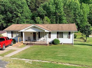 6688 E Highway 221, Bledsoe, KY 40810
