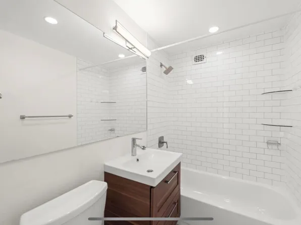 4401 Lee Hwy, Arlington, VA 22207