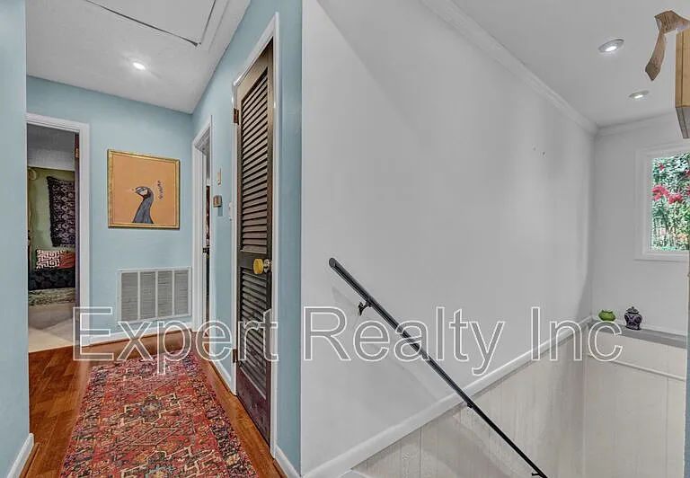 373 Laredo Dr — Photo 14