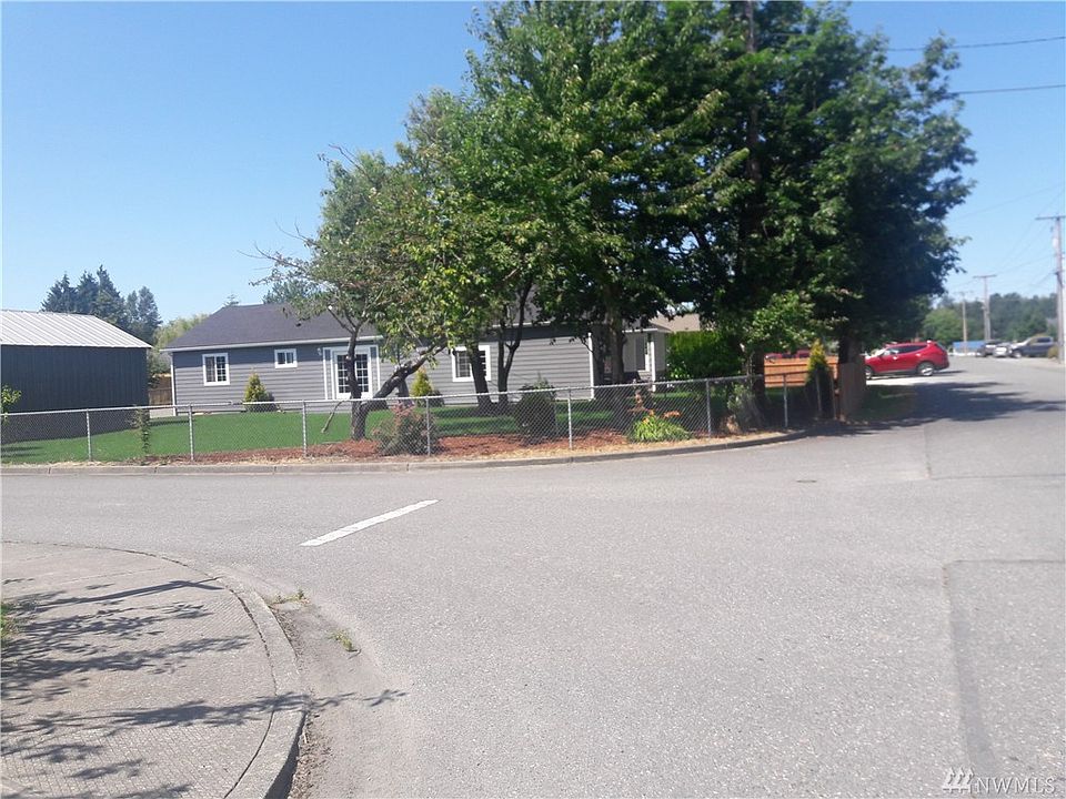 2nd image of 202 N Central Ave