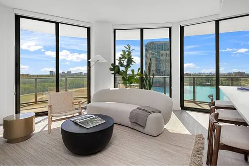 Floor plan 2 Bedrooms Two Bathroom at Shoreline West
