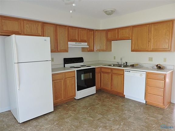4th image of 656 Bruns Dr