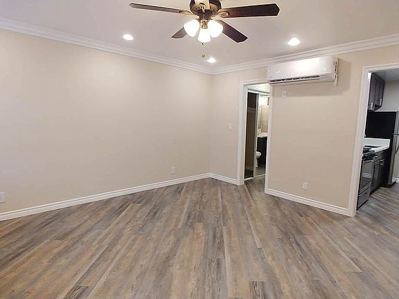 2nd image of 1225 N Edgemont St APT 35