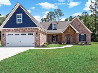 8275 Royal Oaks Dr, Lumberton, TX 77657