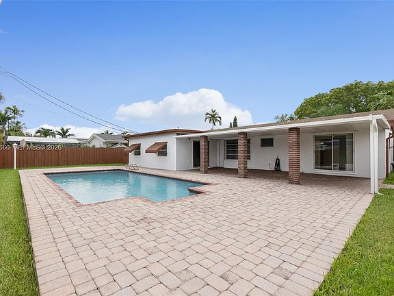 5th image of 5830 SW 89th Ct