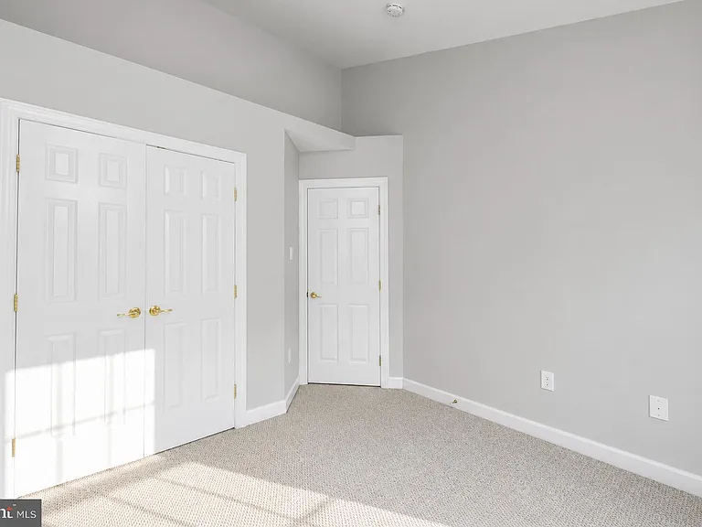 8 Calabash Ct — Photo 31