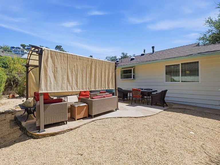 2866 Foothill Rd — Photo 21