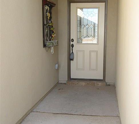 2nd image of 5891 Megan St