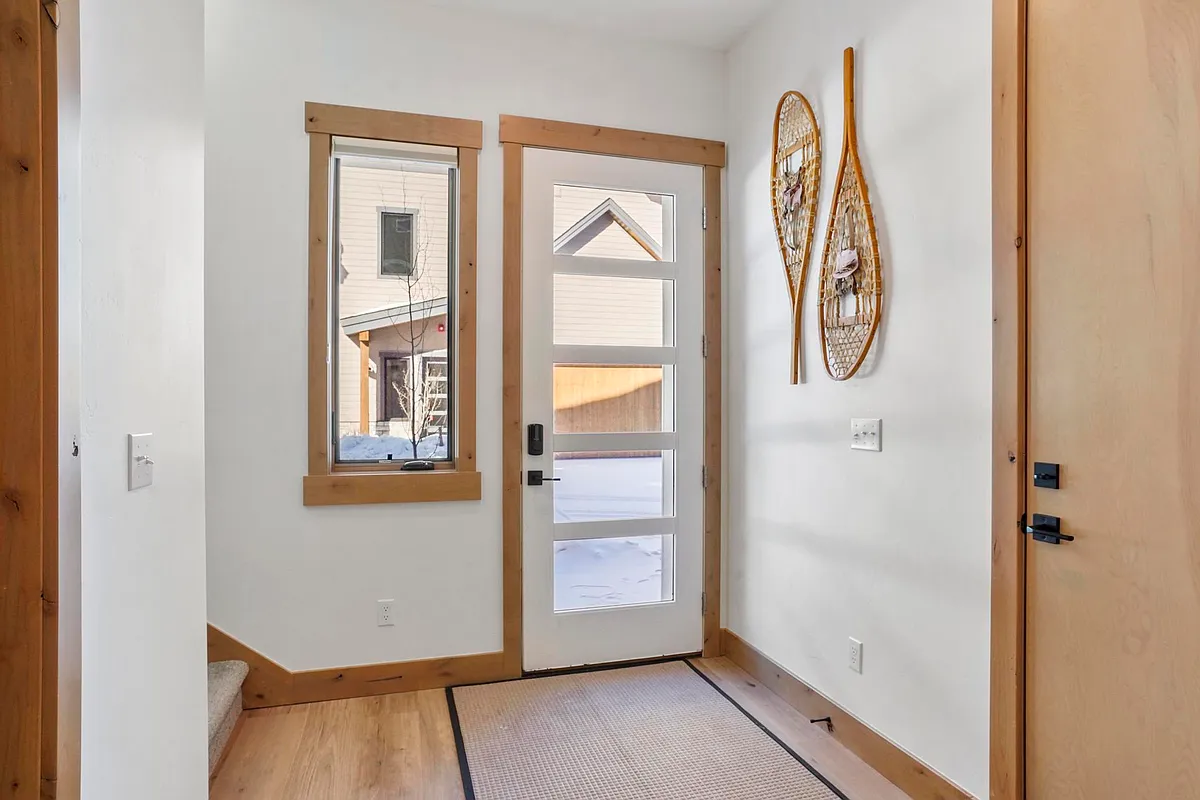 foyer - 132 Hay Meadow Dr