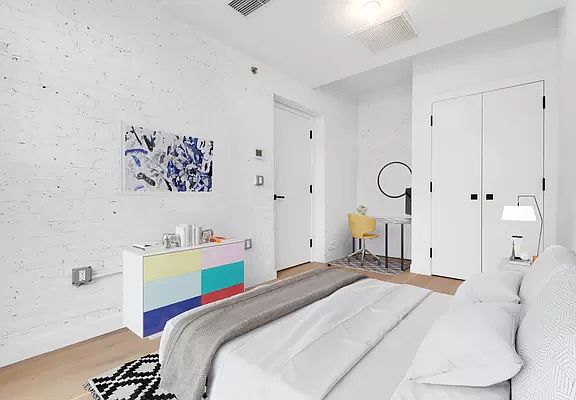 5th image of 5-33 48th Ave #4D