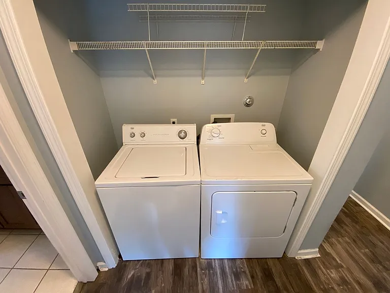 5132 Greenville Loop Rd #B — Photo 32