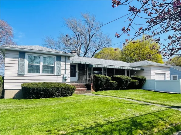 78 Northampton St, Rochester, NY 14606