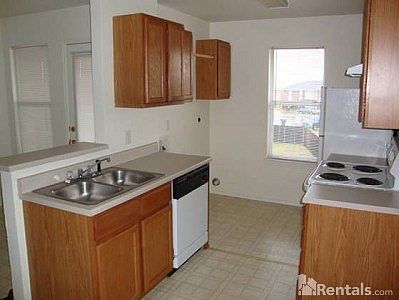 2nd image of 5706 Redstone Dr APT D