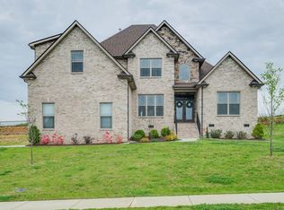 172 Dobson Knob Trl, Nolensville, TN 37135
