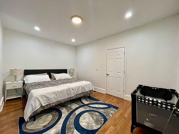 3rd image of 113 Virginia Ave #1