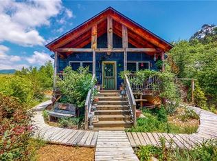 349 Travelers Point, Waynesville, NC 28785