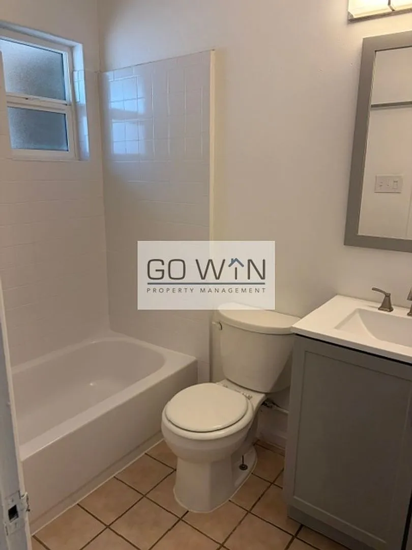 3636 E Verde Ln — Photo 4