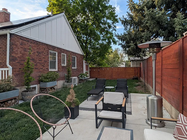 825 E Princeton Ave S — Photo 2