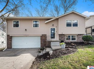 13235 Carpenter St, Omaha, NE 68138