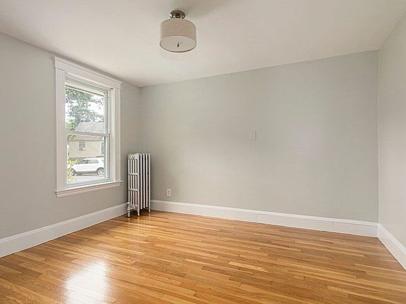 4th image of 167 Hayward St #0