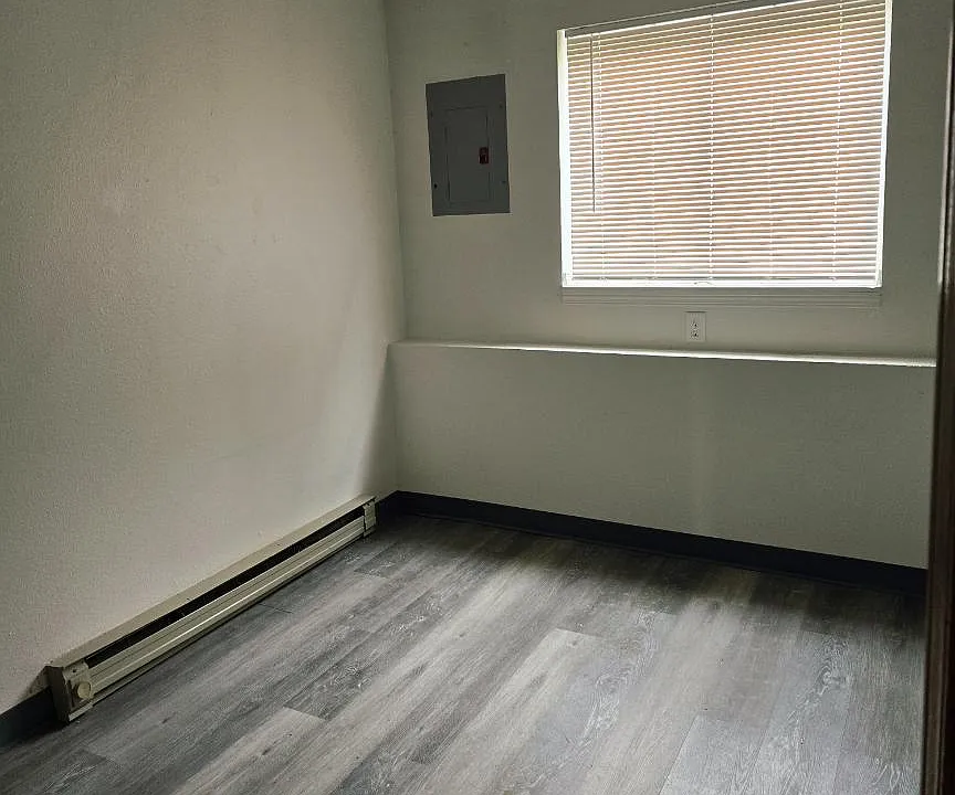Unit Photo