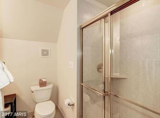 1315 McLean Crest Ct, Mc Lean, VA 22101
