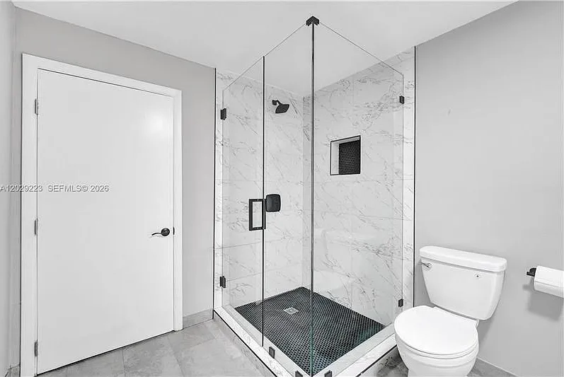 4 bed, 1328 sqft, $3,600 — Photo 4